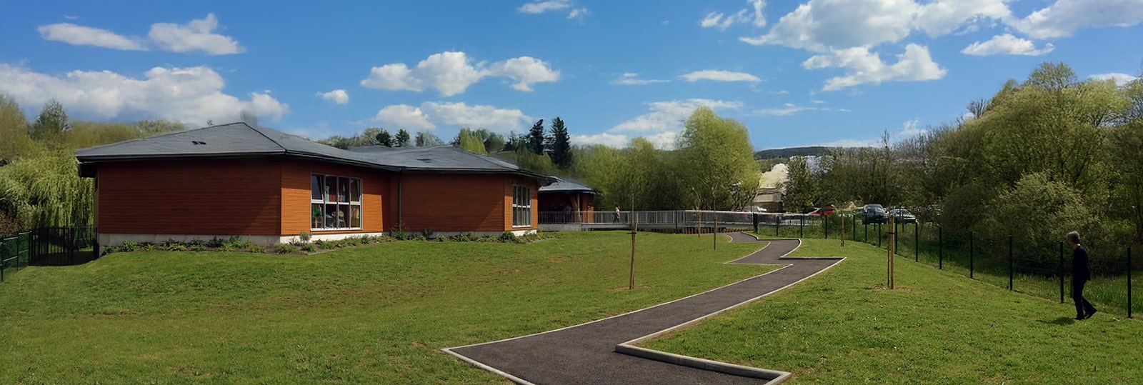 Construction d’une Maison de l’Enfance à Montignac – ALSH, crèche, relais d’assistantes maternelles et espaces communs conçus par ABC Architecture