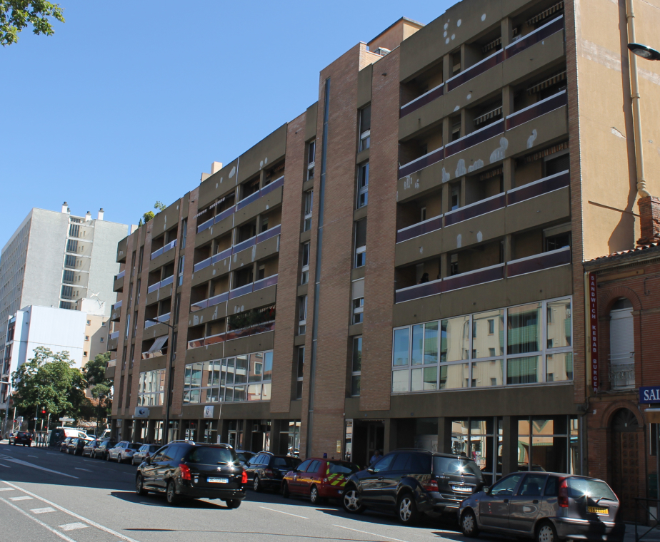 Extension et réhabilitation du site Pôle Emploi Saint-Michel à Toulouse – bureaux modernes et espaces de travail repensés par ABC Architecture