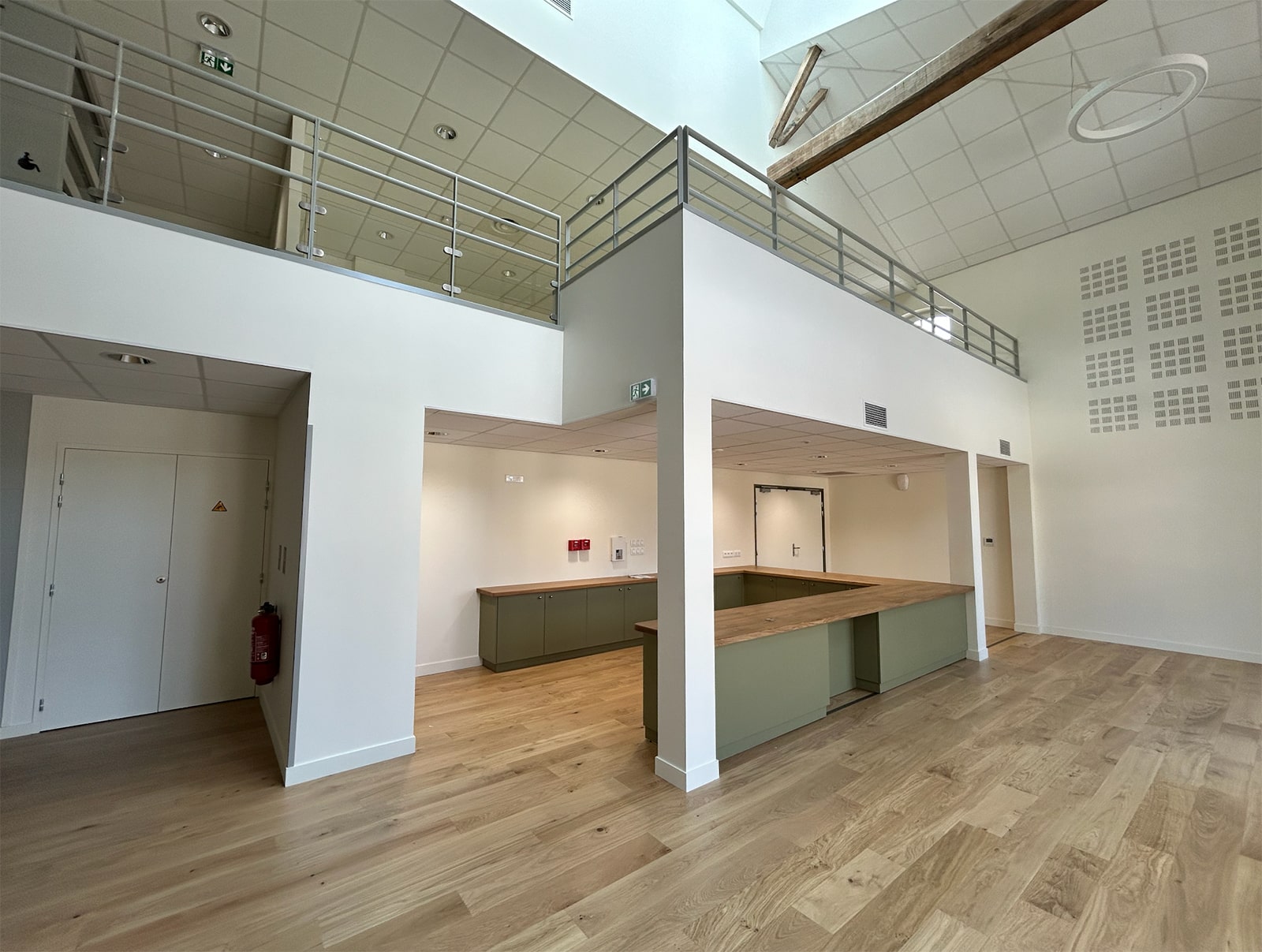 Construction de la Maison de la culture de Saint-Jory