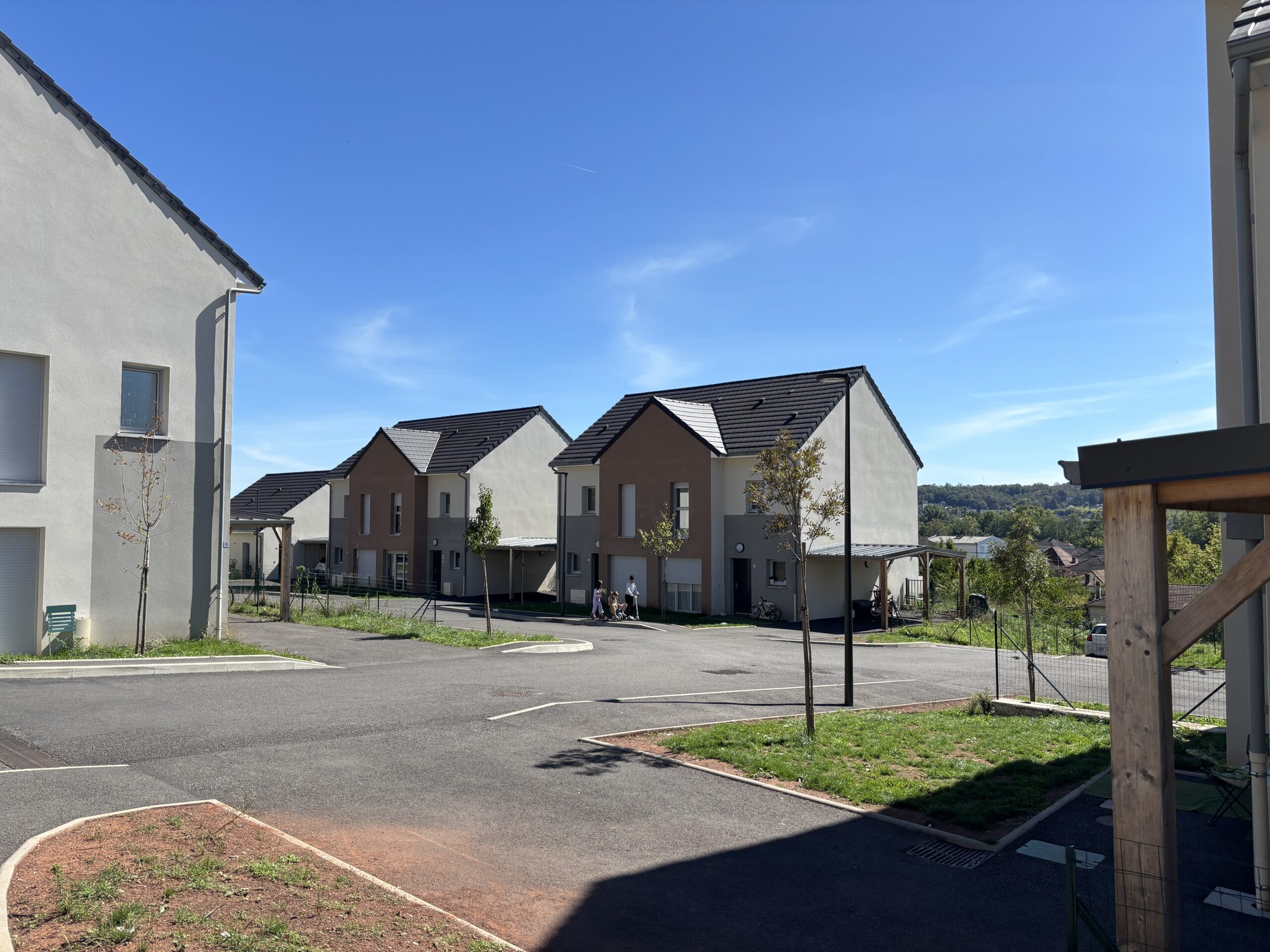 Construction de la Résidence Le Clos Faurel à Brive-la-Gaillarde – 22 logements collectifs et 22 villas groupées conçus par ABC Architecture
