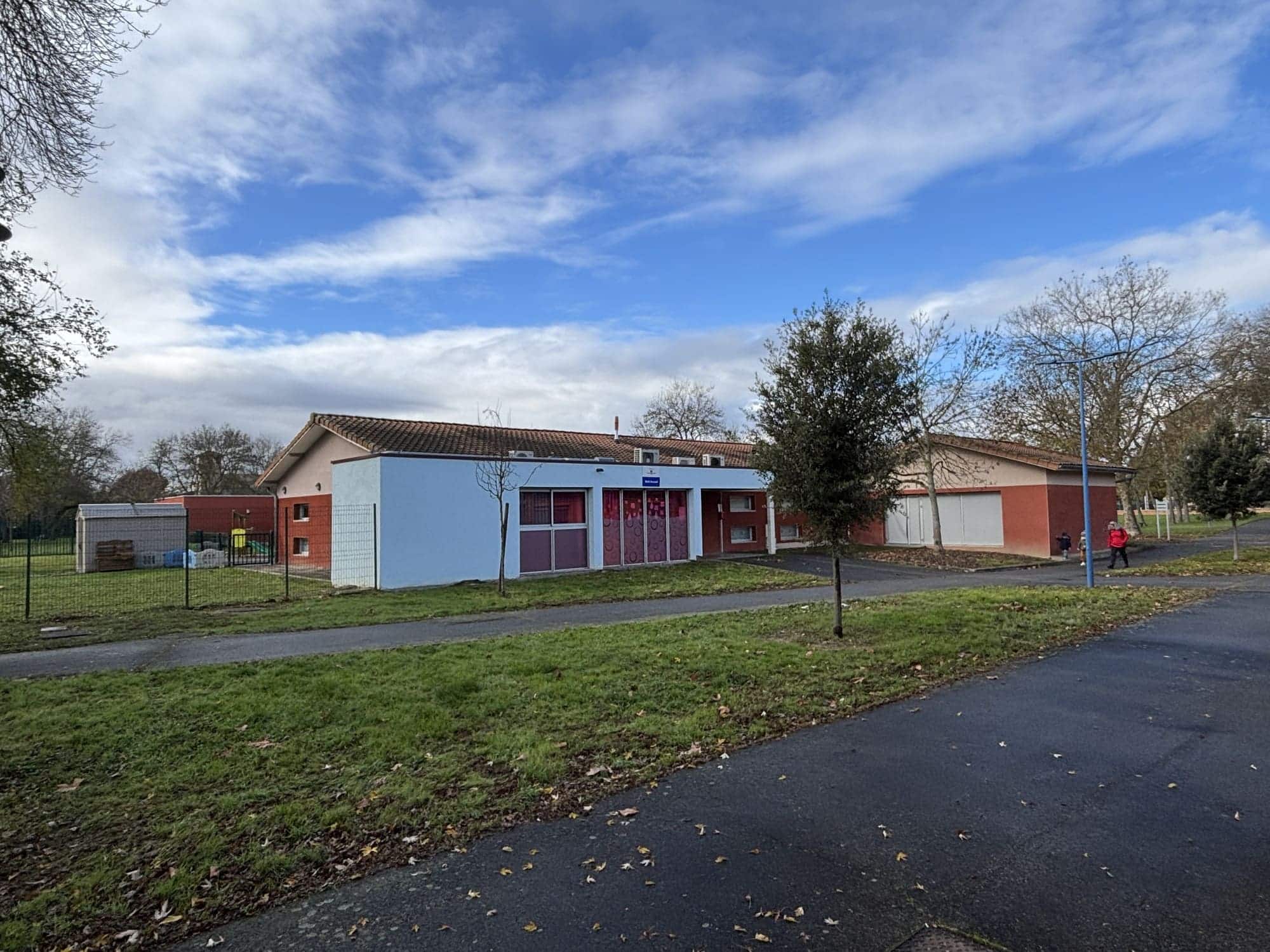 Extension de la crèche de Castelginest – dortoirs, espace de restauration et salle de jeux conçus par ABC Architecture